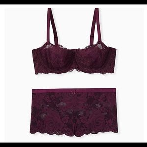 TORRID PURPLE UNLINED BALCONETTE BRA w/ matching PURPLE LACE CHEEKY PANTY